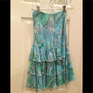 5/$25 for closet items <$15 Silk Paisley Skirt
